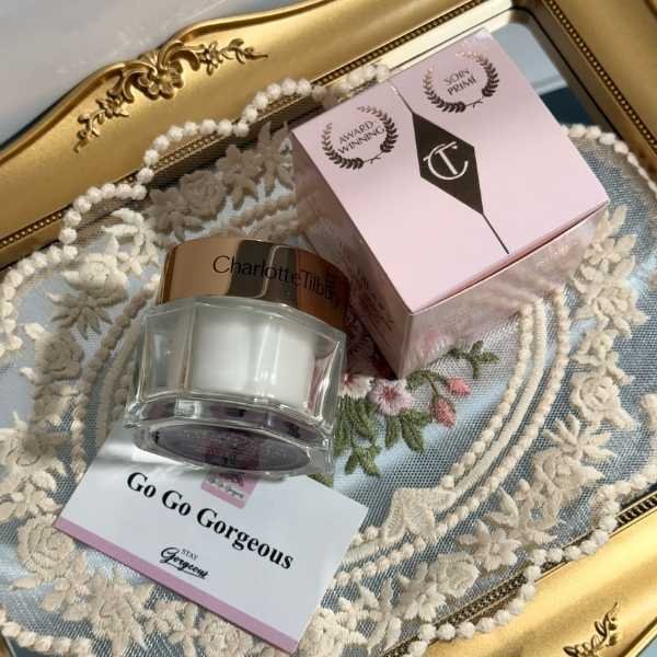 CHARLOTTE TILBURY MAGIC CREAM